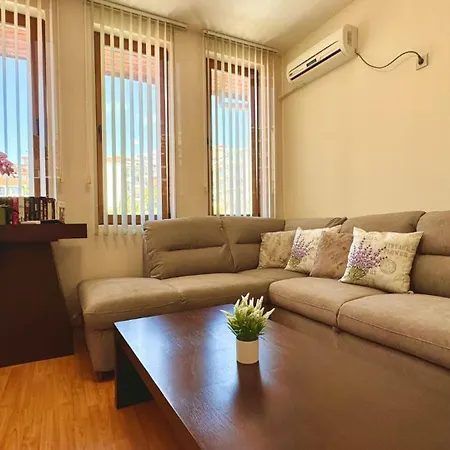Bratanov Garden Of Eden Apartment Sveti Vlas