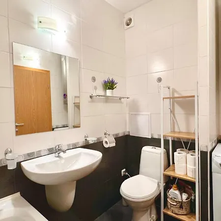 Bratanov Garden Of Eden Apartment