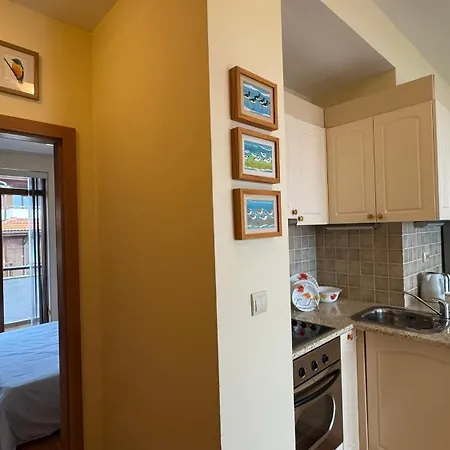 Bratanov Garden Of Eden Apartment *